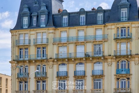 Beachfront apartment in a former hotel from 1901