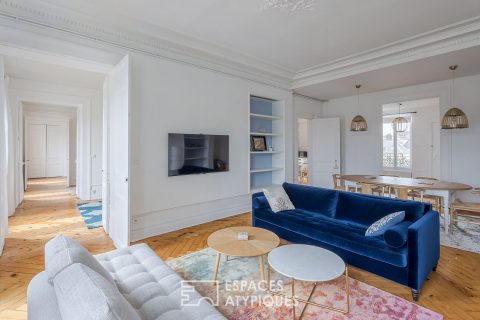 Furnished Haussmann apartment with a view