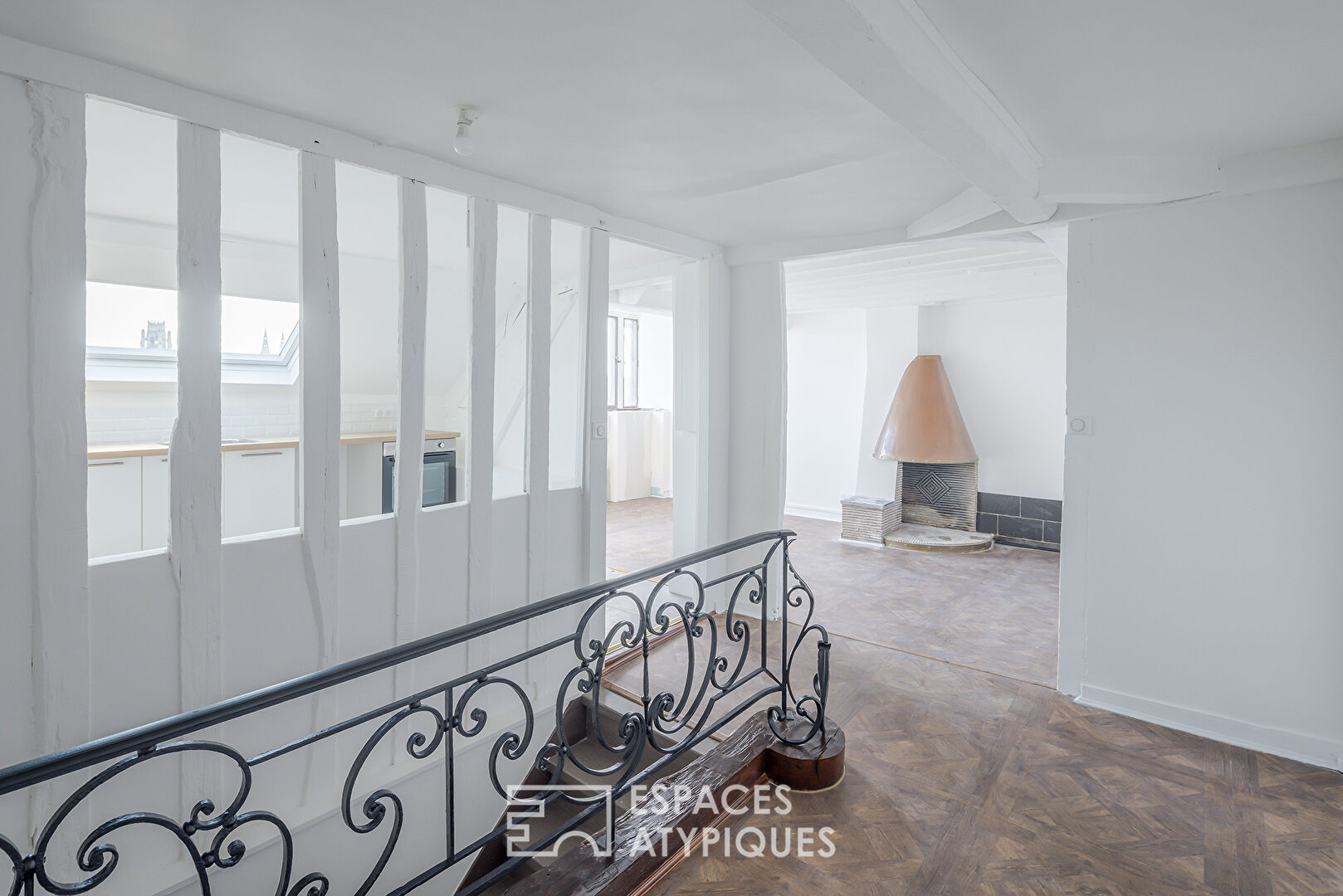 Rare duplex apartment with view and parking