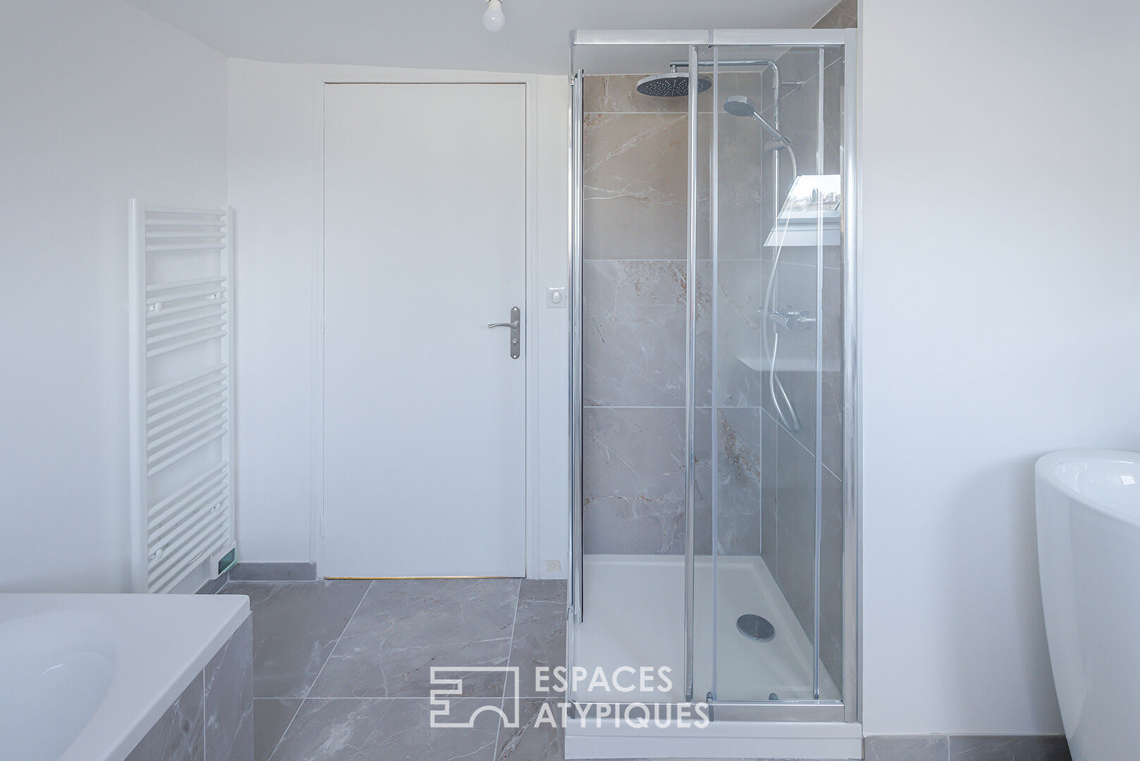 Rare duplex apartment with view and parking