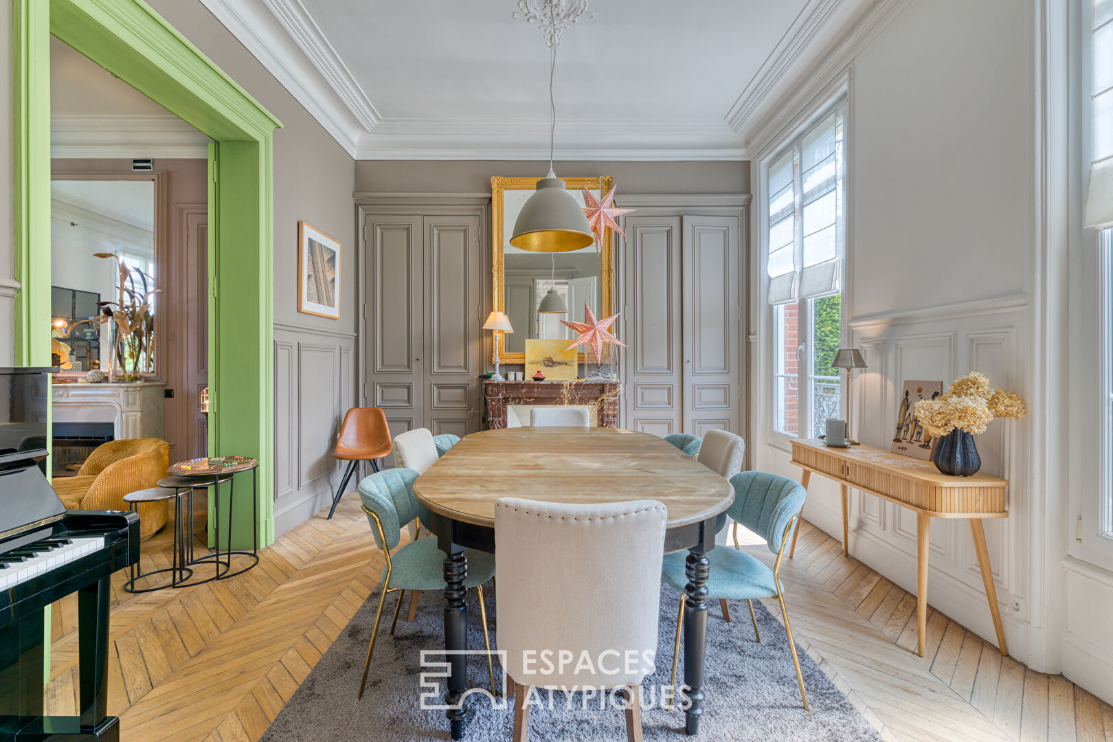 Maison bourgeoise proche de la Seine avec annexe
