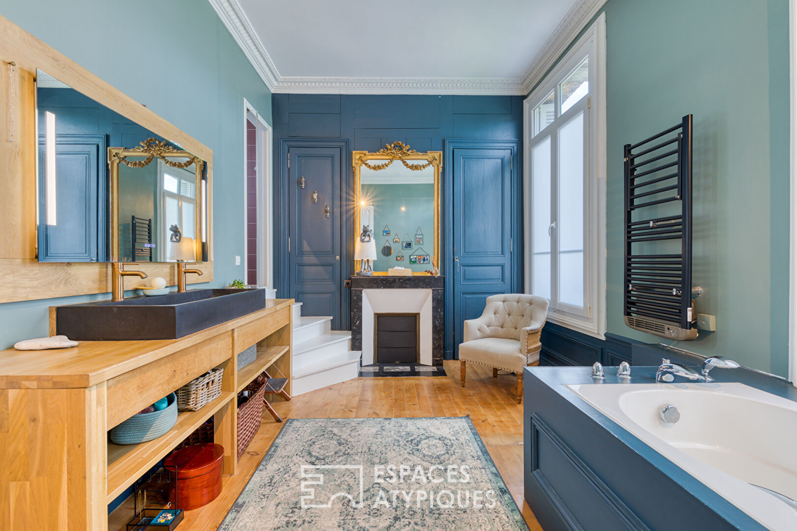 Maison bourgeoise proche de la Seine avec annexe