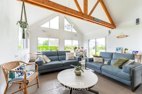 Belle contemporaine de 2014 avec jardin paysagé