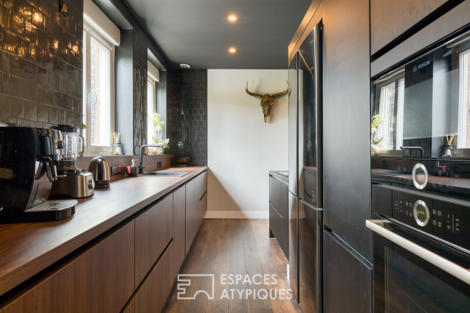Reinvented farmhouse with independent apartment and swimming pool