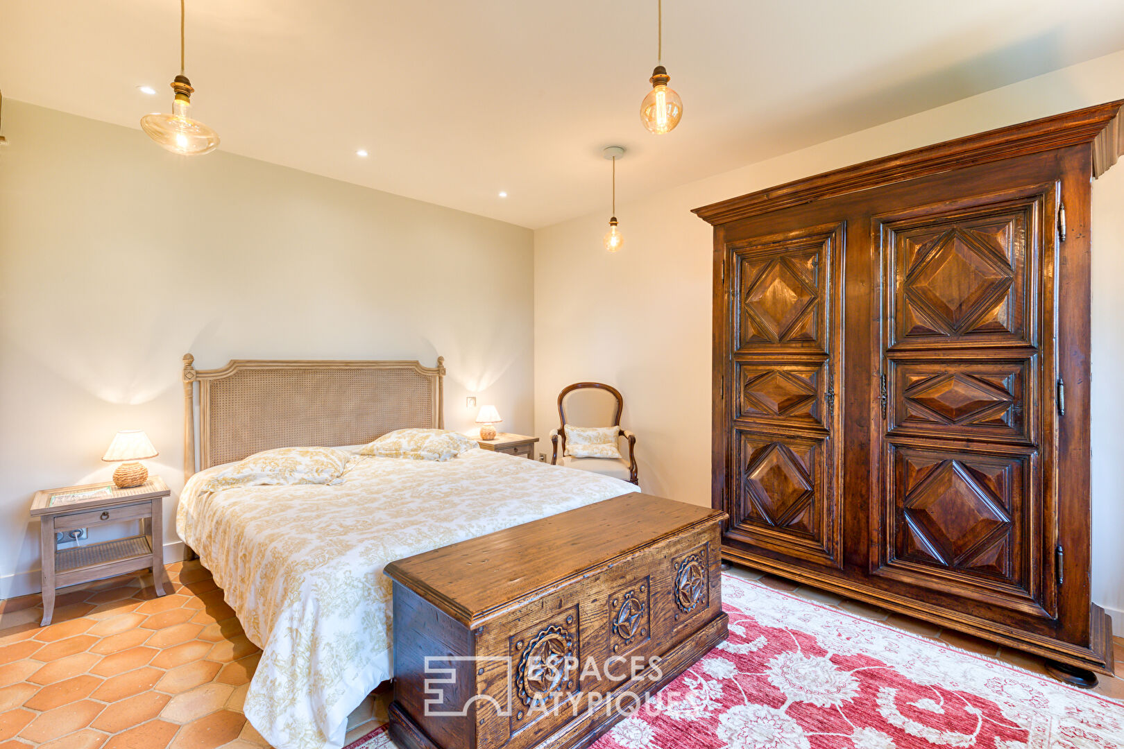 Ancien présbytère du 17e siècle avec maison d’amis