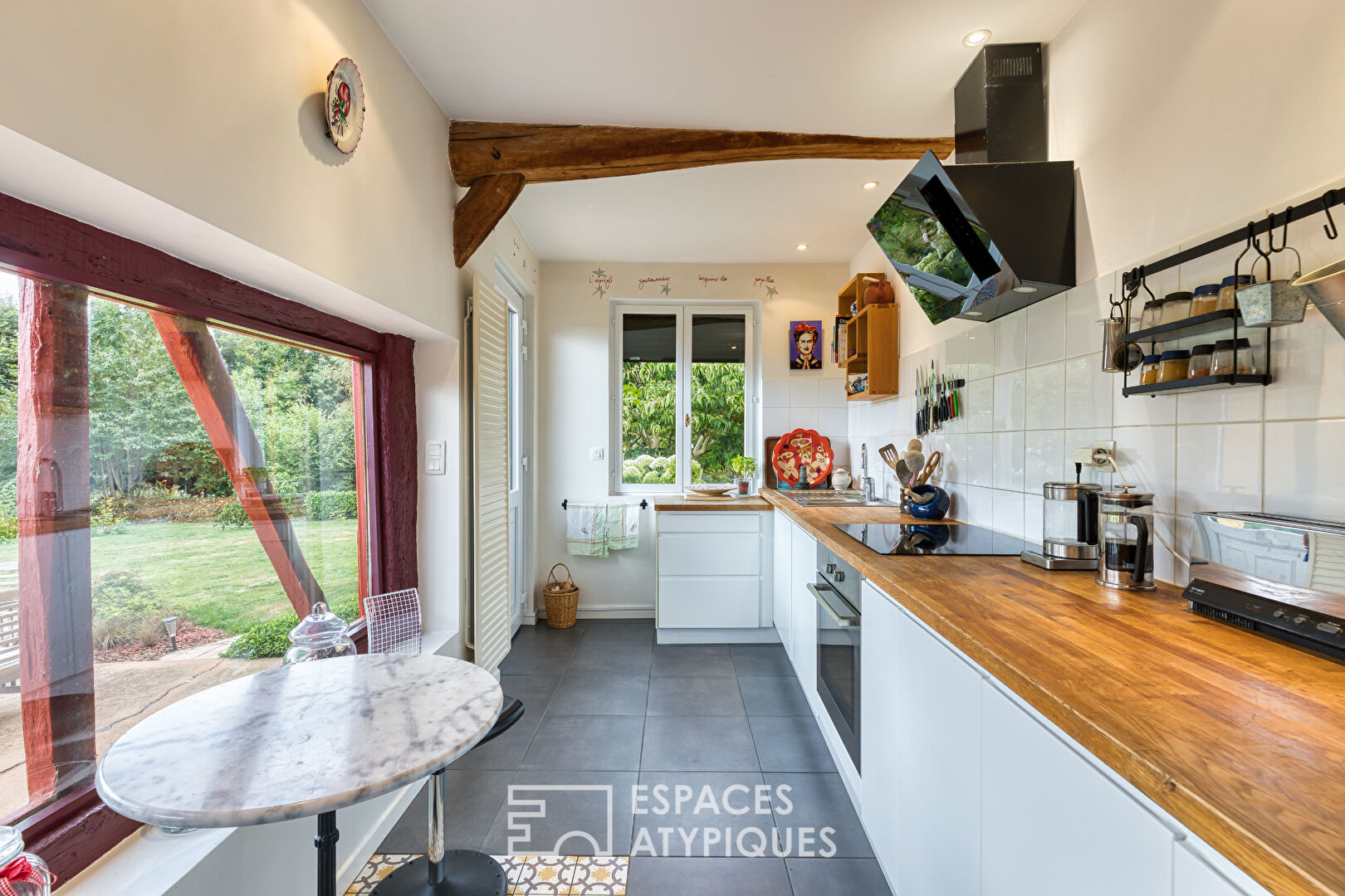 Charmant cottage rénové dans un cadre de verdure