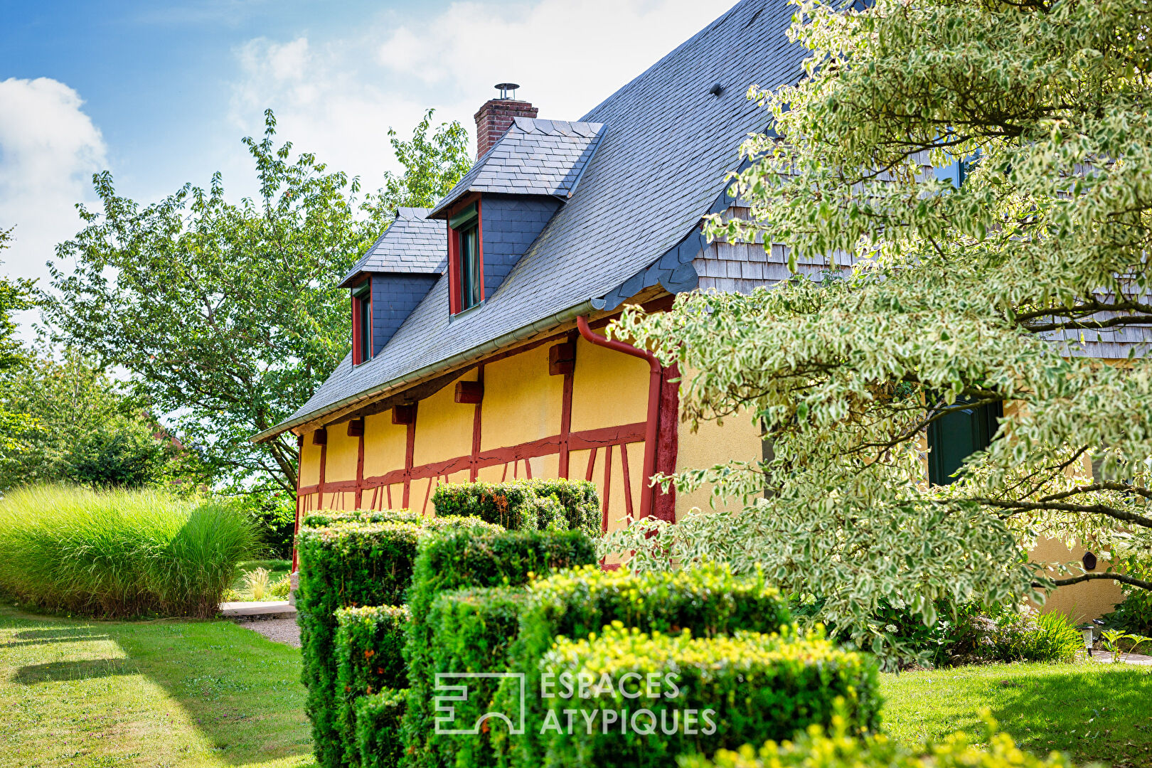 Charmant cottage rénové dans un cadre de verdure