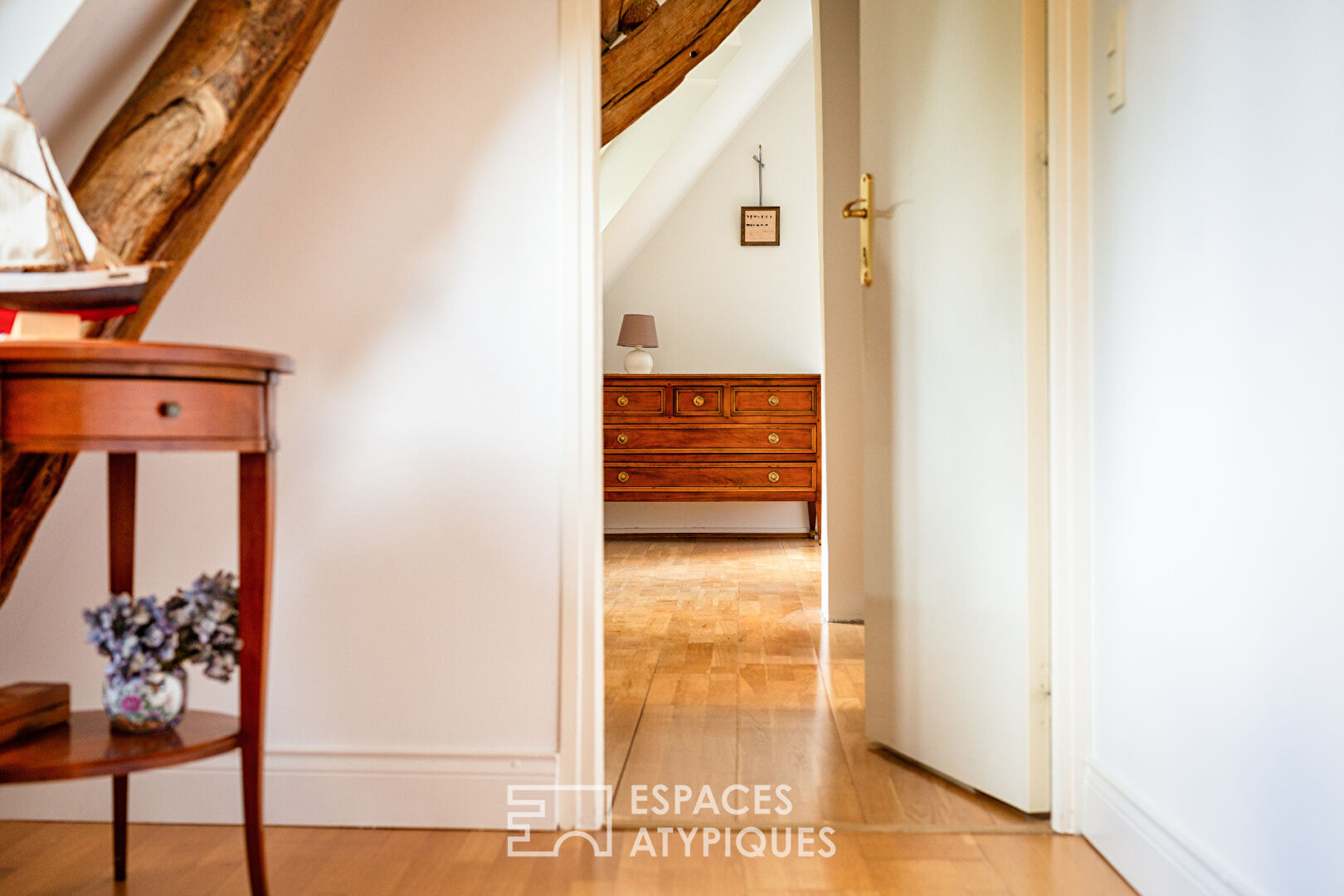 Charmant cottage rénové dans un cadre de verdure