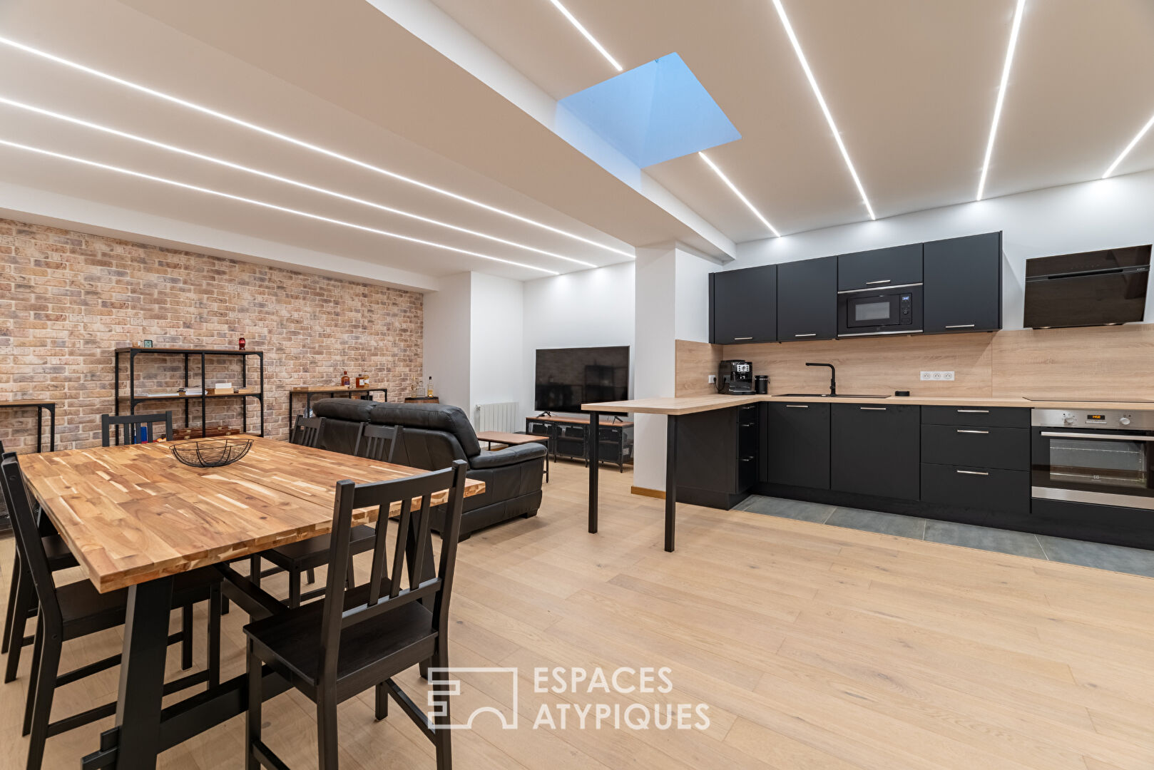 New loft-style apartment in downtown Le Havre
