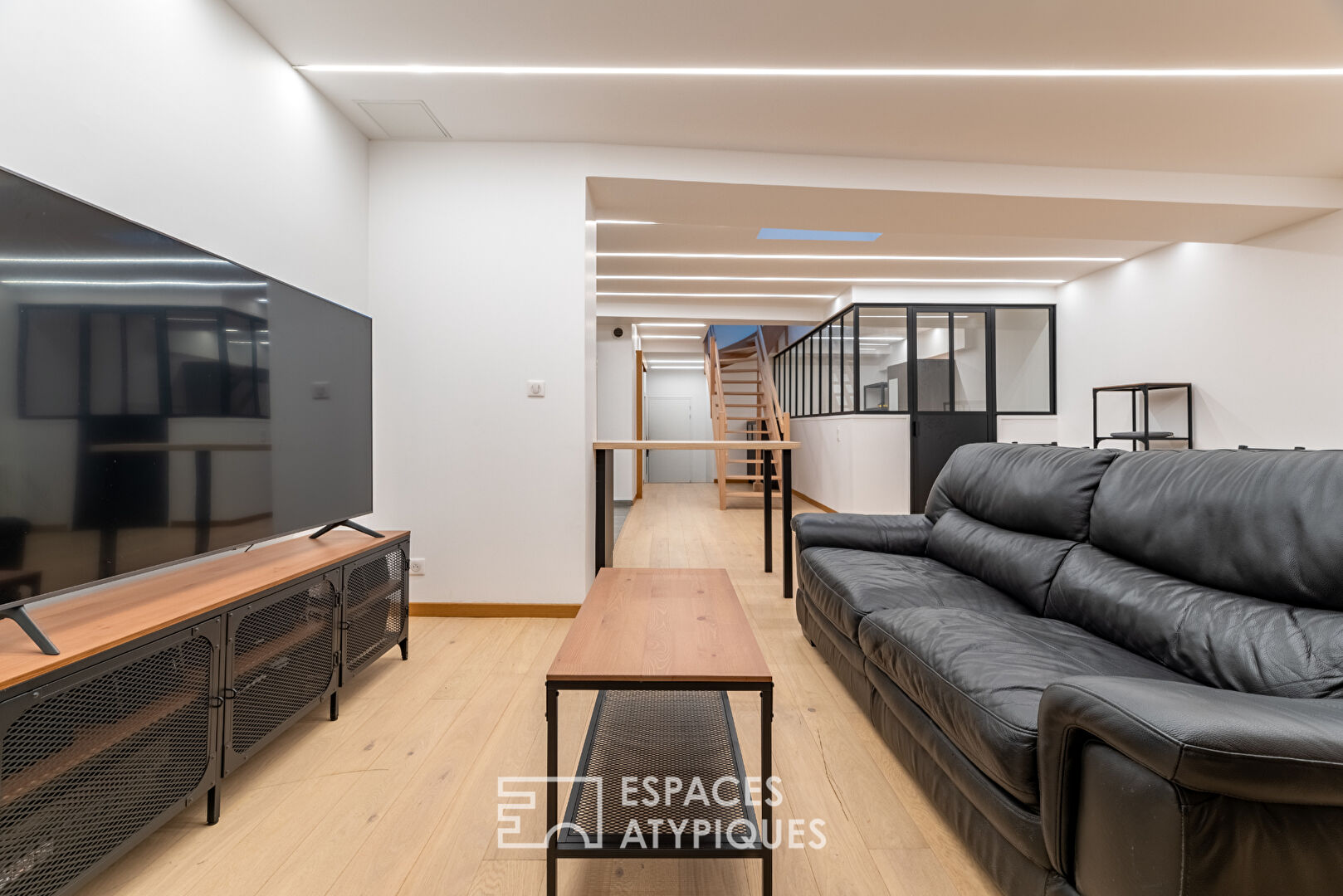 New loft-style apartment in downtown Le Havre