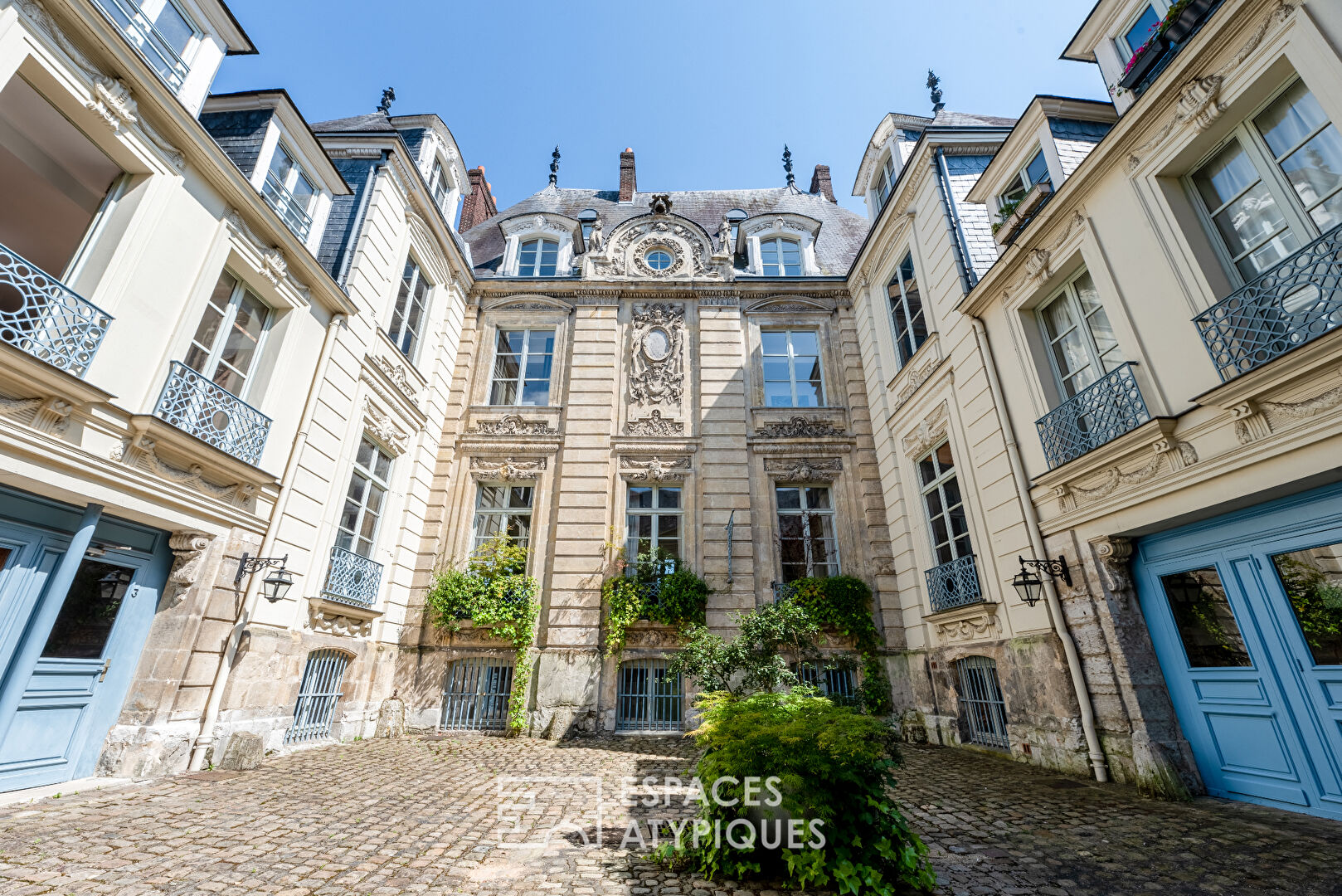 Appartement sous combles avec vue sur Saint Maclou