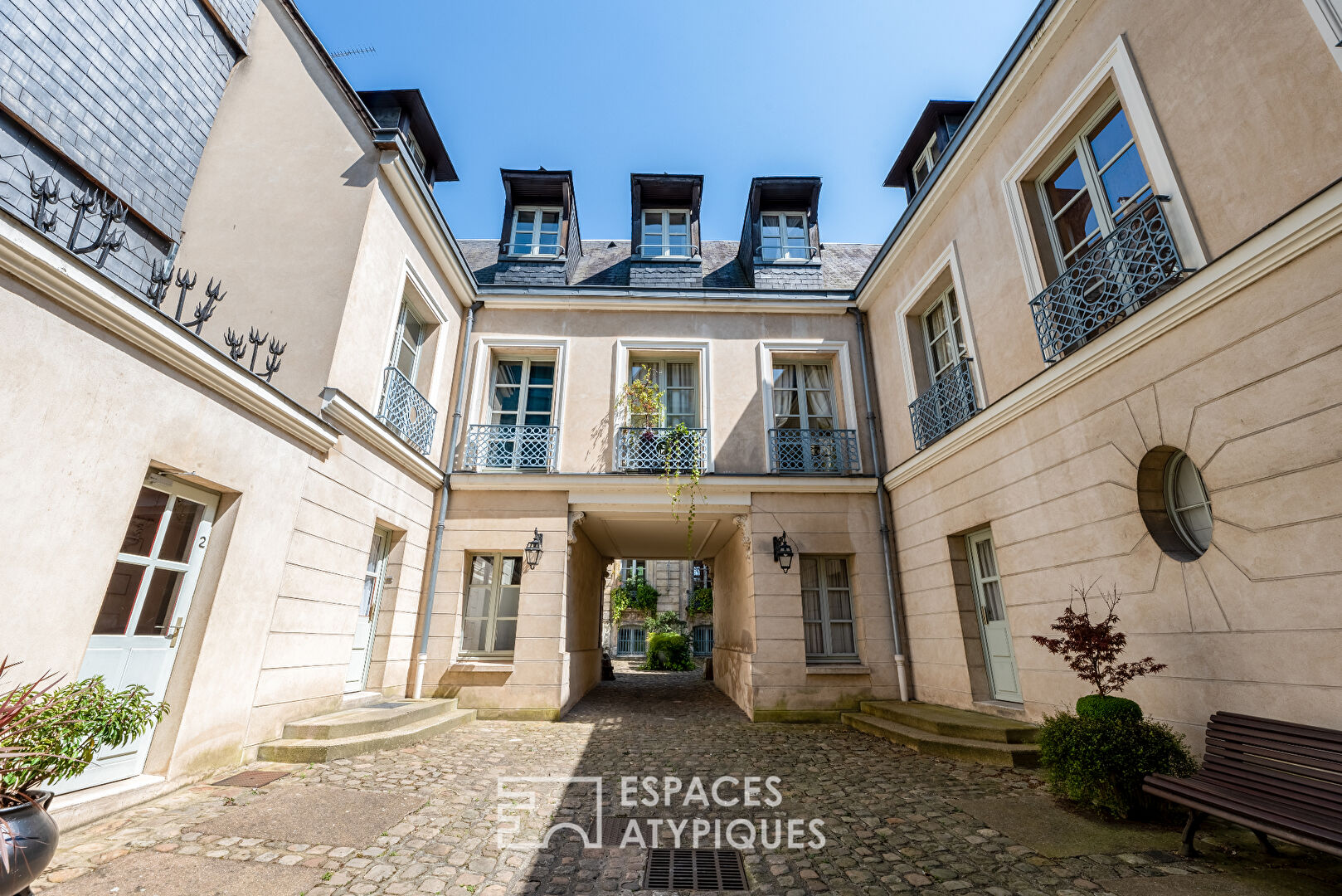 Appartement sous combles avec vue sur Saint Maclou