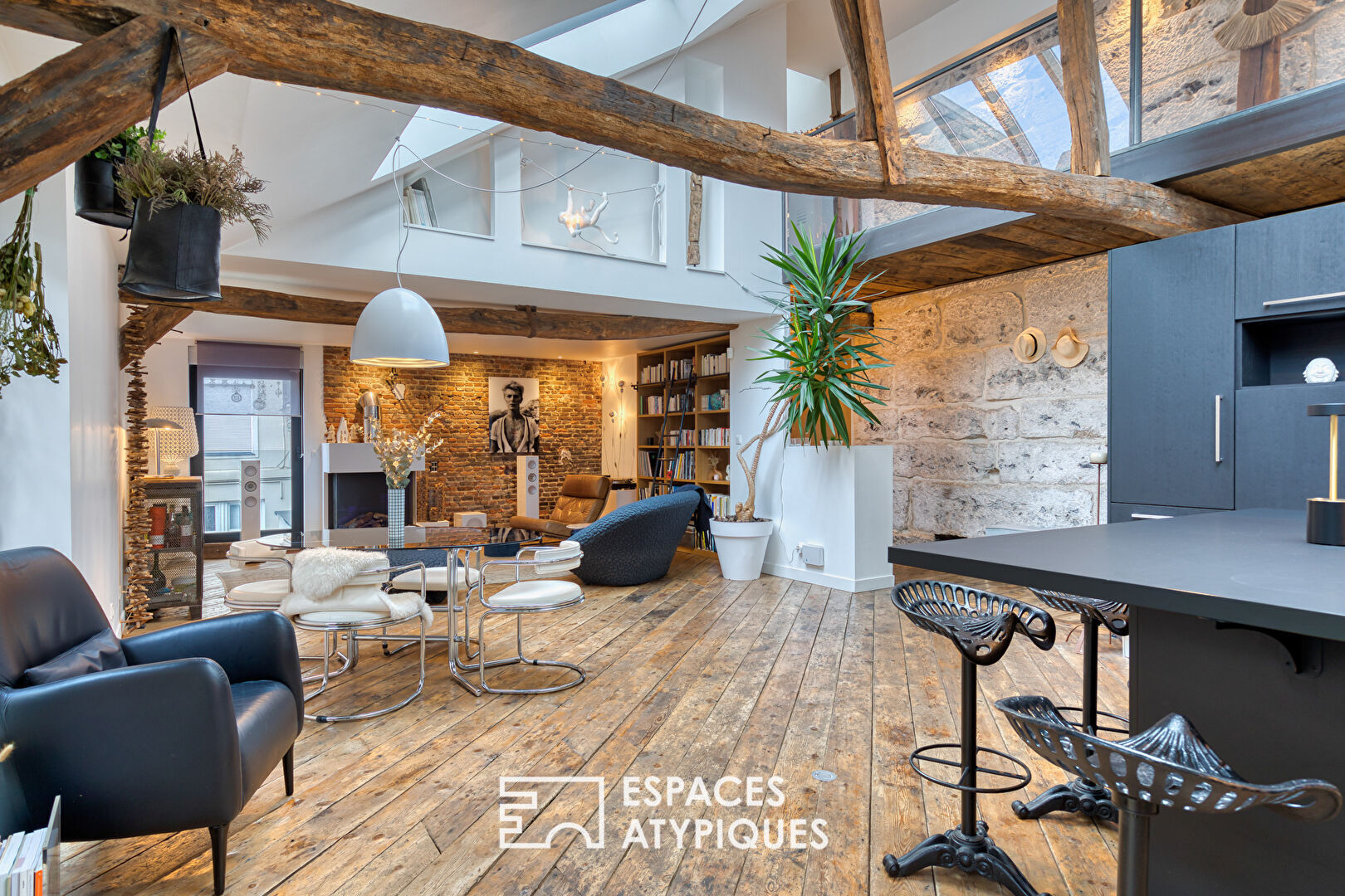 Exceptional duplex in the heart of the city