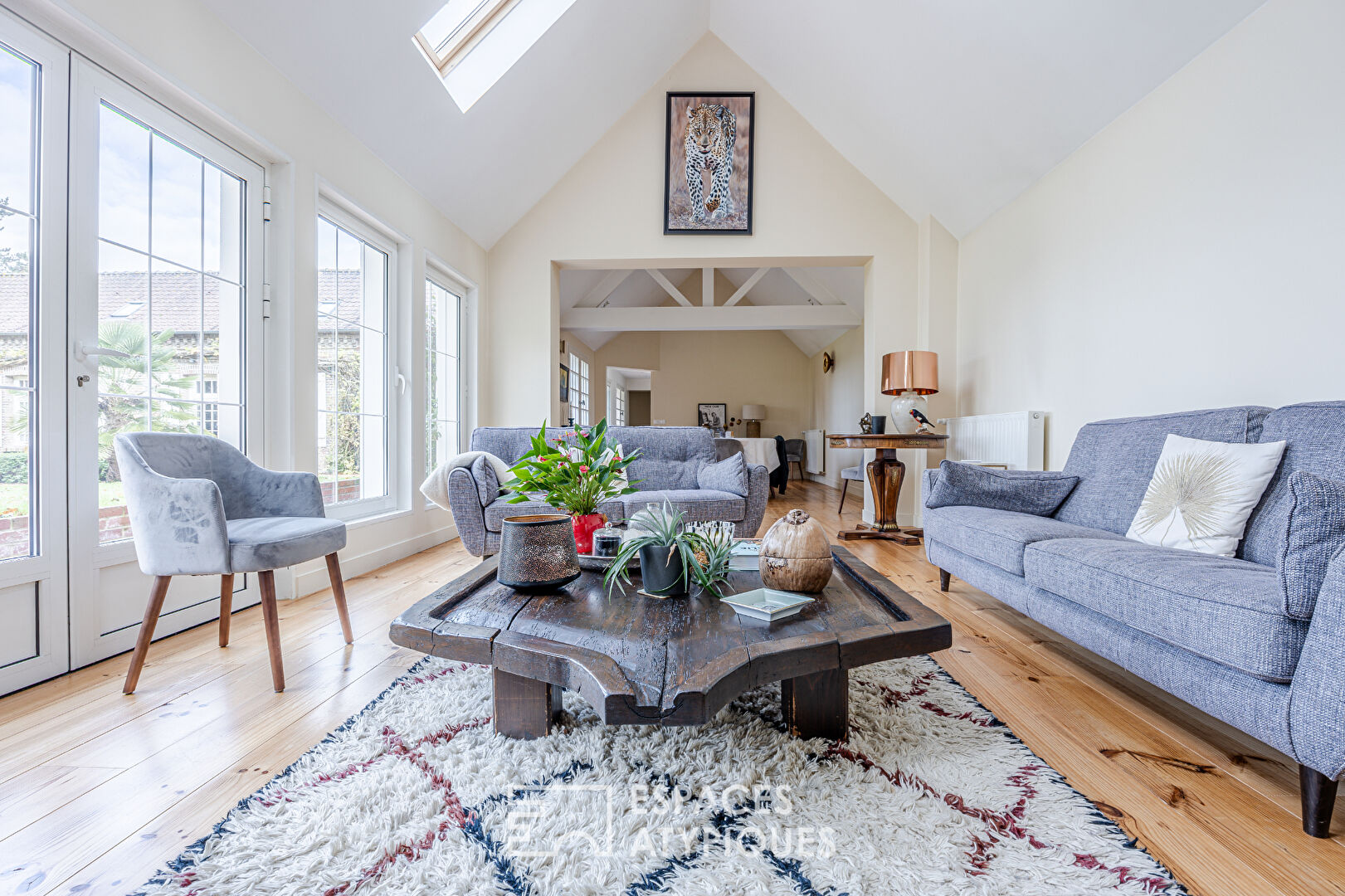 Elégante longère rénovée en bord de forêt de Crécy