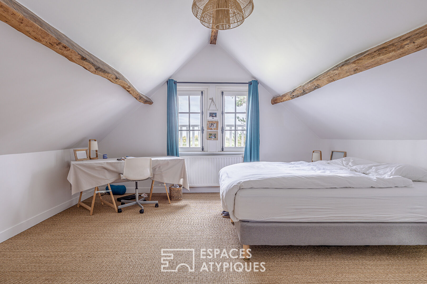 Elégante longère rénovée en bord de forêt de Crécy