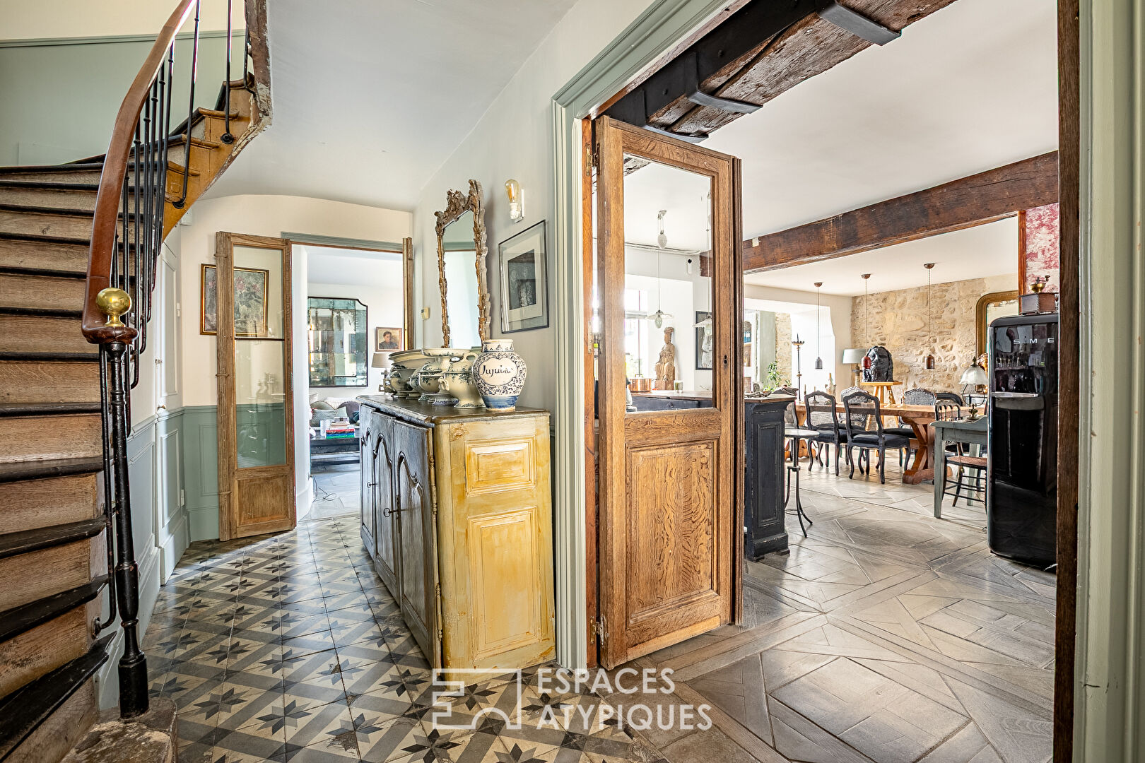 Elégante maison de famille avec jardin et maison d’amis au coeur de Senlis