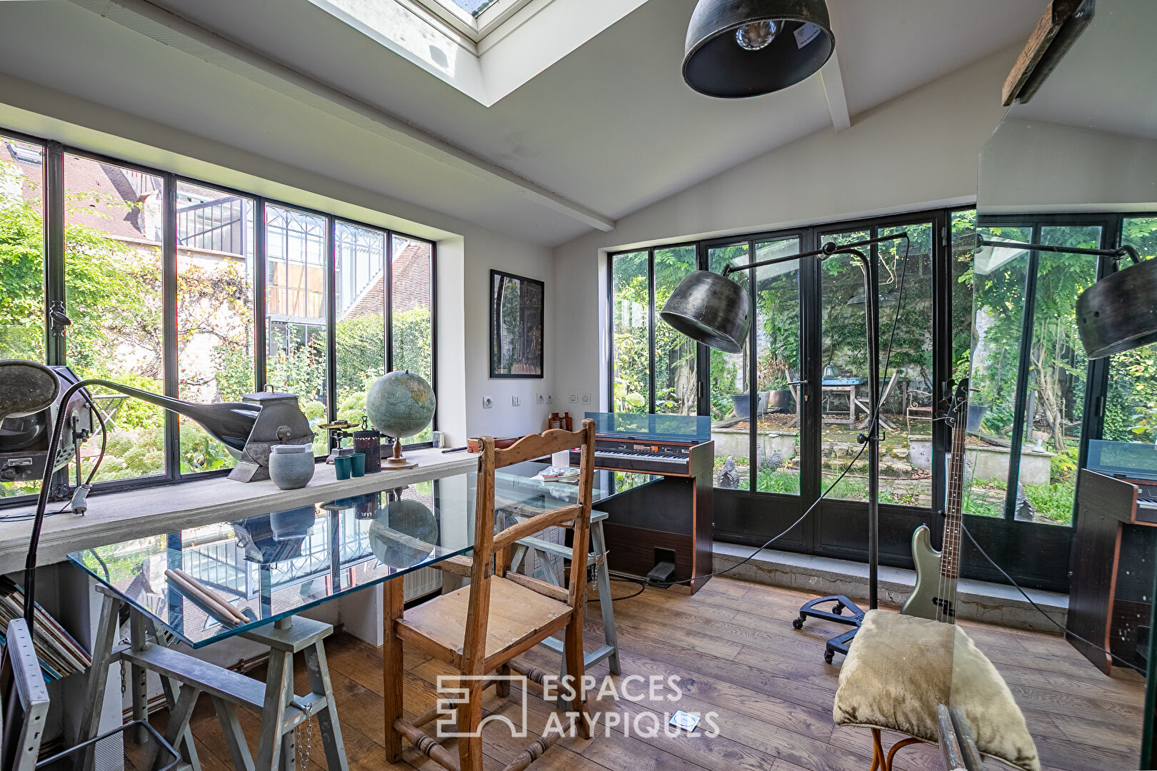 Elégante maison de famille avec jardin et maison d’amis au coeur de Senlis