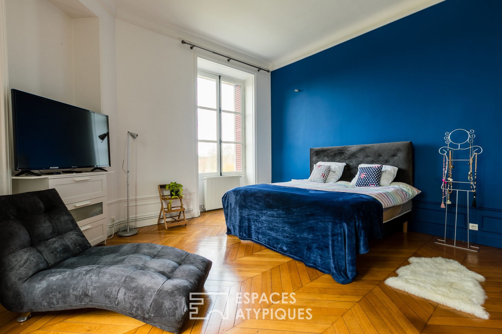 L’élégant – Appartement Haussmannien dans un lieu historique prestigieux