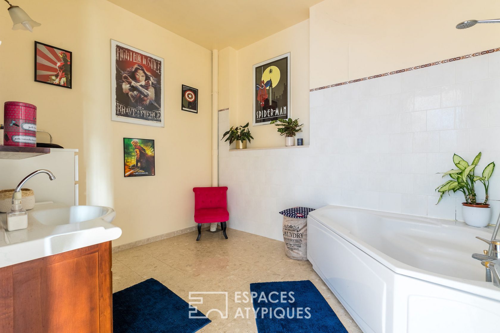 L’élégant – Appartement Haussmannien dans un lieu historique prestigieux