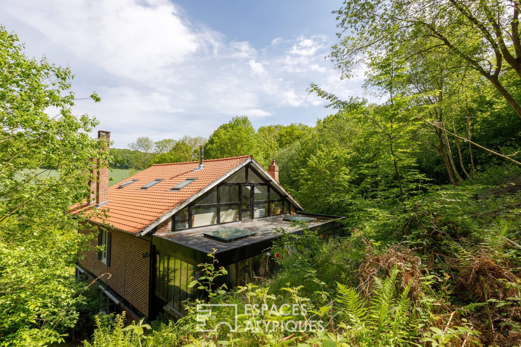La Forestière – Former hunting lodge revisited and its forest west of Amiens