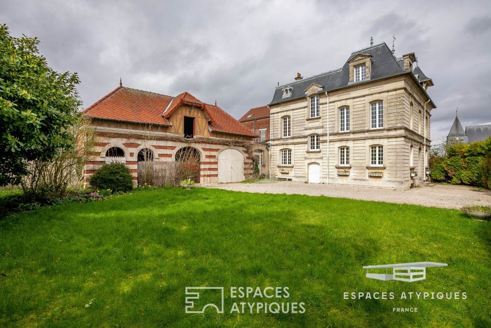 60200 COMPIEGNE - Demeure bourgeoise entièrement rénovée et sa dépendance - Réf. 370