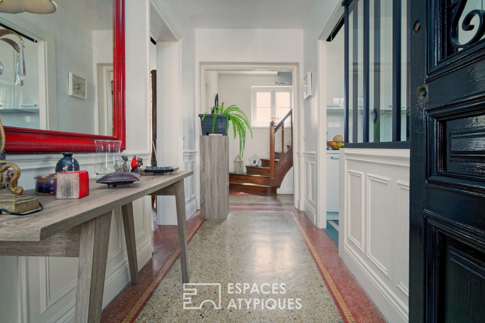 The welcoming – renovated bourgeois house near Soissons