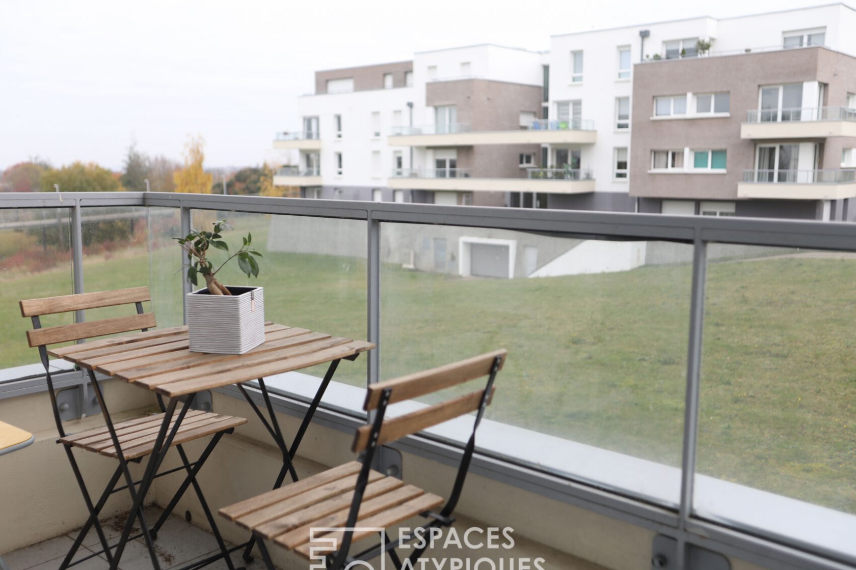 LES HAUTS CEPAGES – Douceur de vivre et fonctionnalité pour cet appartement Vallée des Vignes