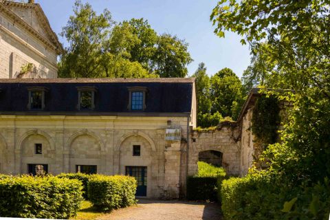 THE SINGULAR – TRIPLEX WITHIN AN ABBEY