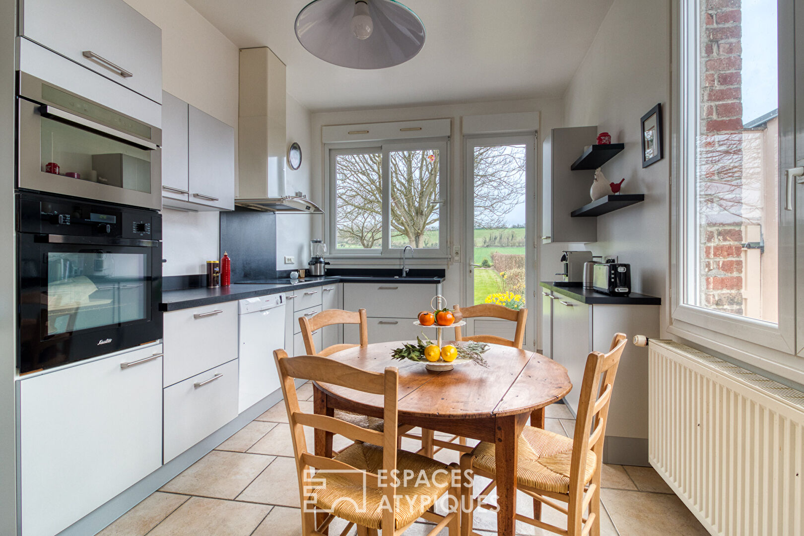Peaceful – House open to nature