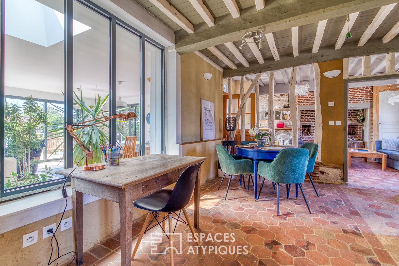 Life style -Ravissante maison traditionnelle avec extension contemporaine à ossature bois