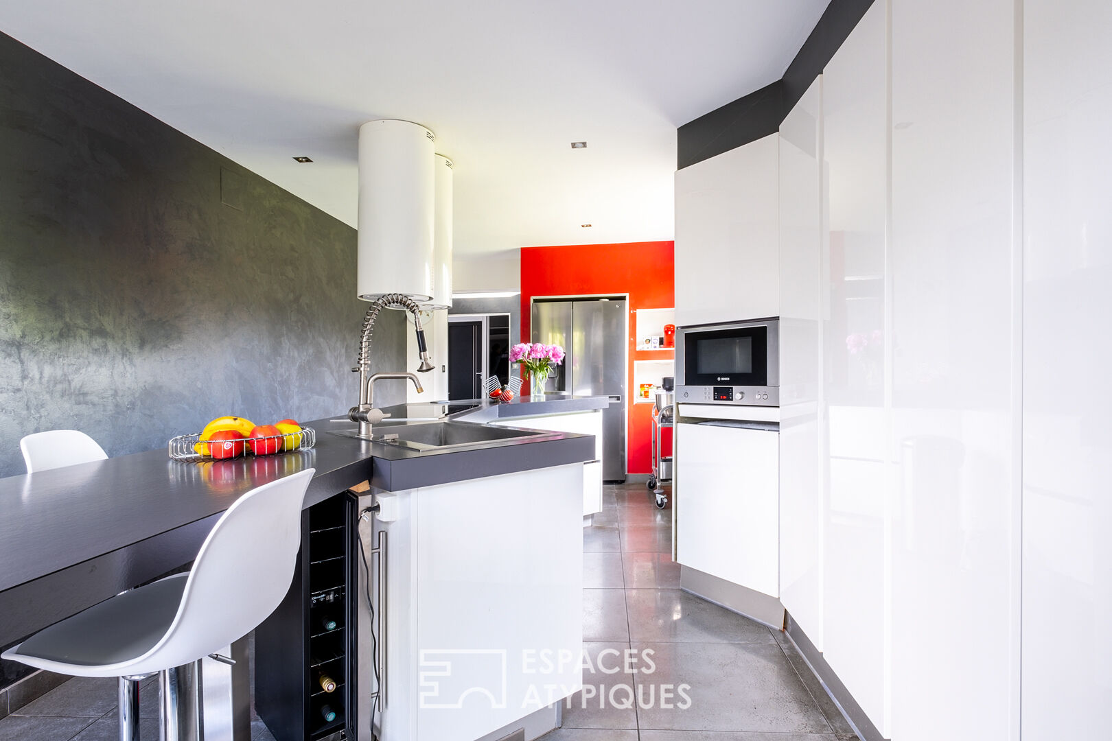 A holiday feeling: beautiful family home with swimming pool at the gates of Amiens