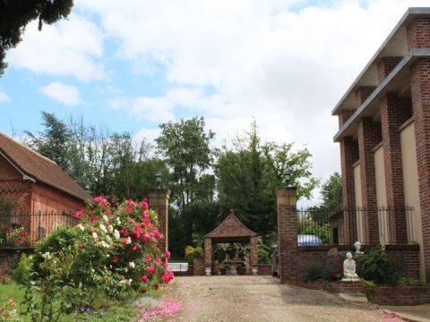 LA BELLE DEMEURE – Propriété du XIXème au coeur de l’Oise