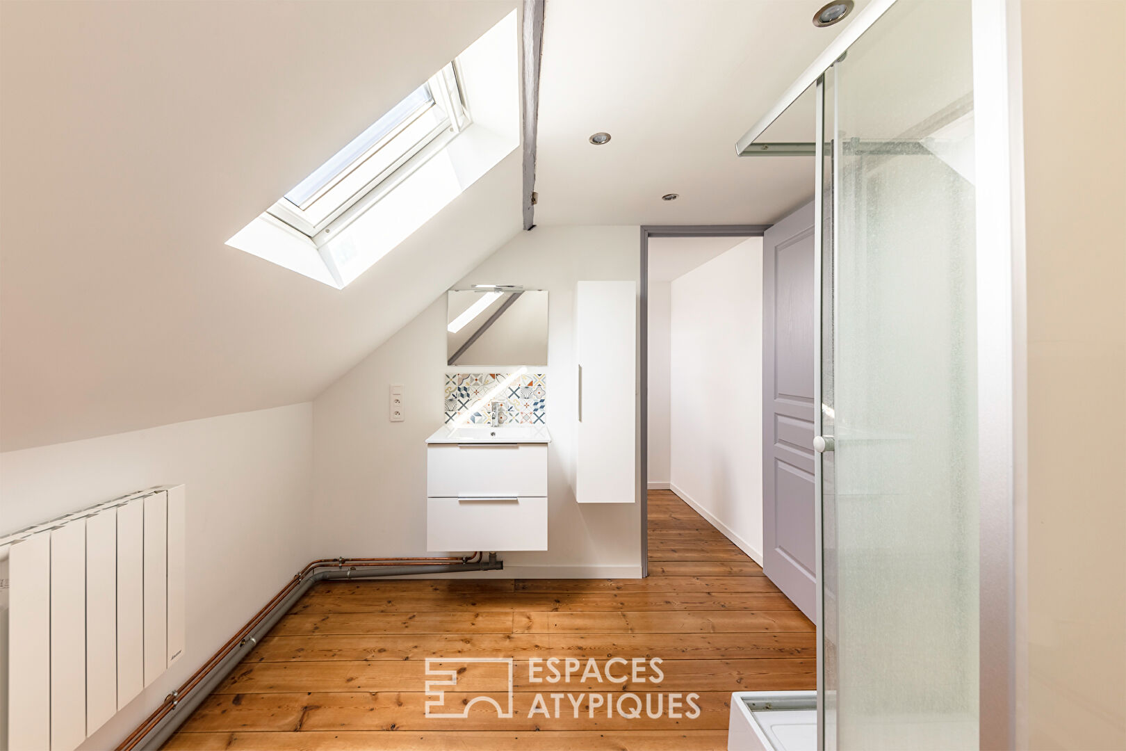 L’Ambitieuse – Grande maison bourgeoise avec studio indépendant