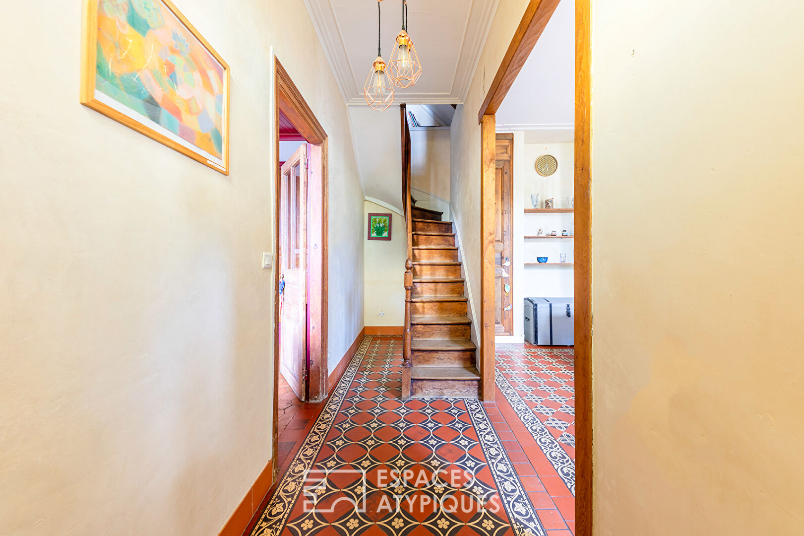 L’Ambitieuse – Grande maison bourgeoise avec studio indépendant