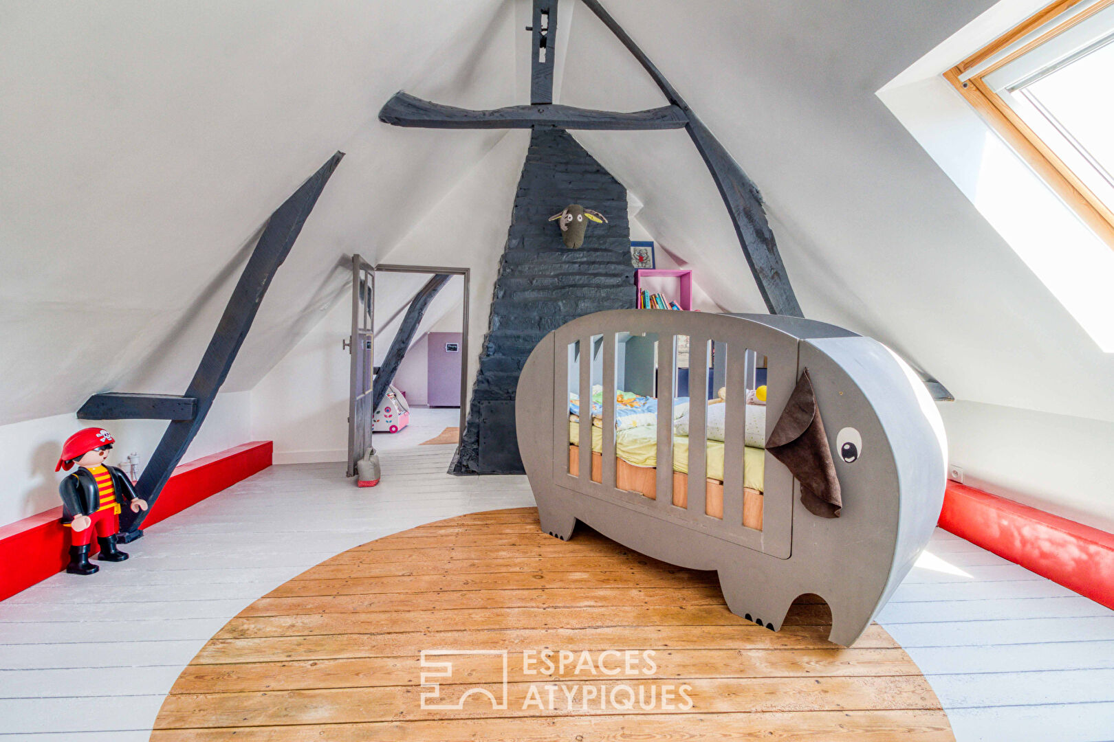 A corner of paradise-  Beautiful family farmhouse, renovated and out of sight