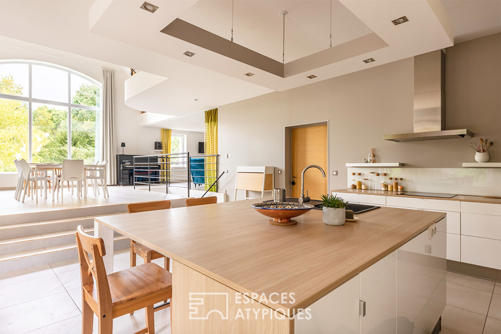 L’APAISANTE – Renovated stone house with a view of nature