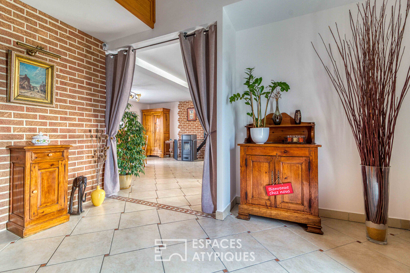 Vente LA FAMILIALE DETACHED HOUSE SOUTH OF AMIENS à PONT DE METZ