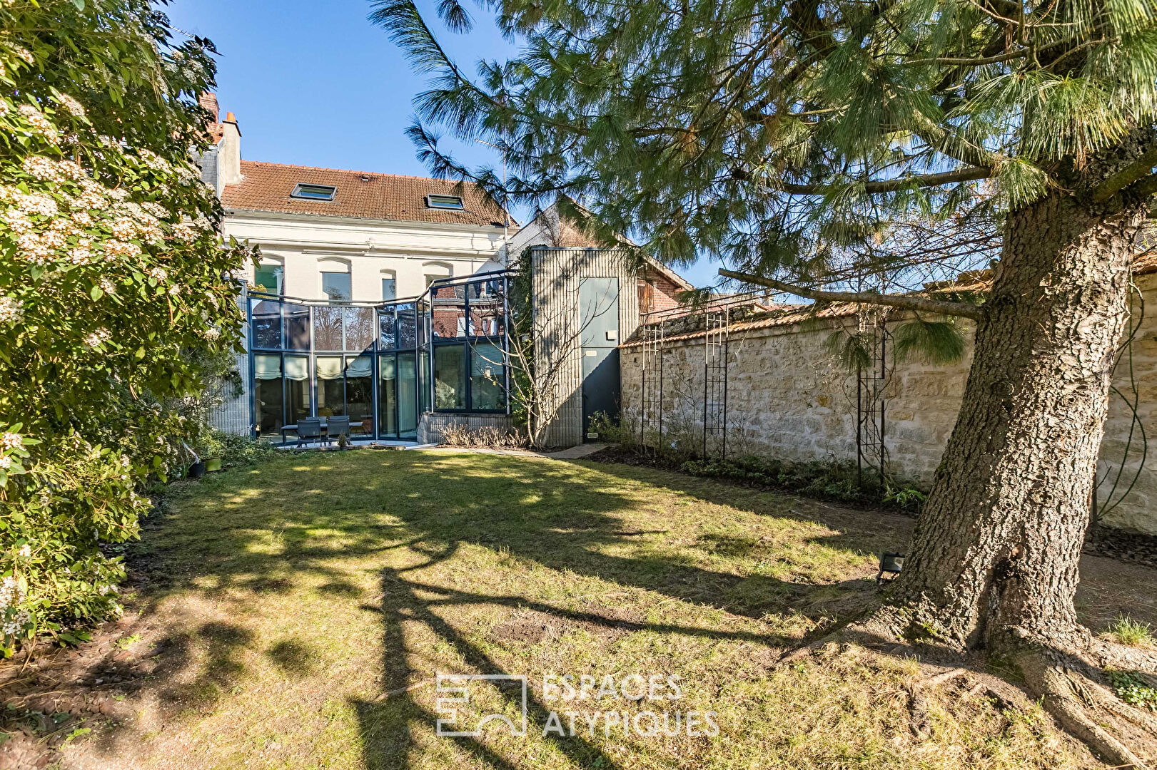 La Surprenante – Superb townhouse renovated by architect – Compiègne (60200)