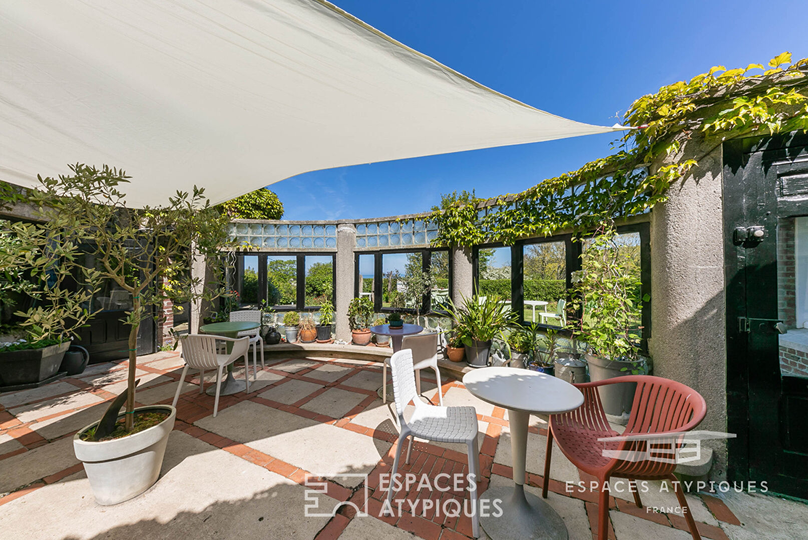La Maison Hurlevent – Prestigious residence with sea view