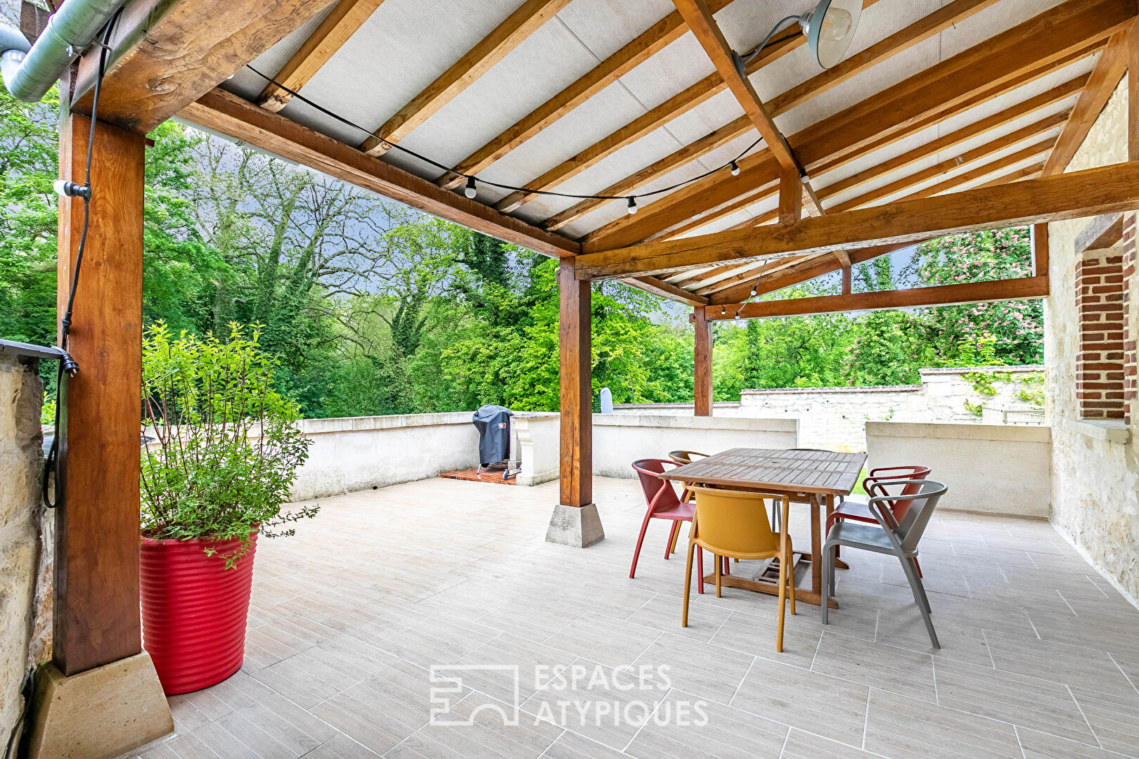 Like a holiday feeling – Renovated stone family house with swimming pool near Compiègne (60200)