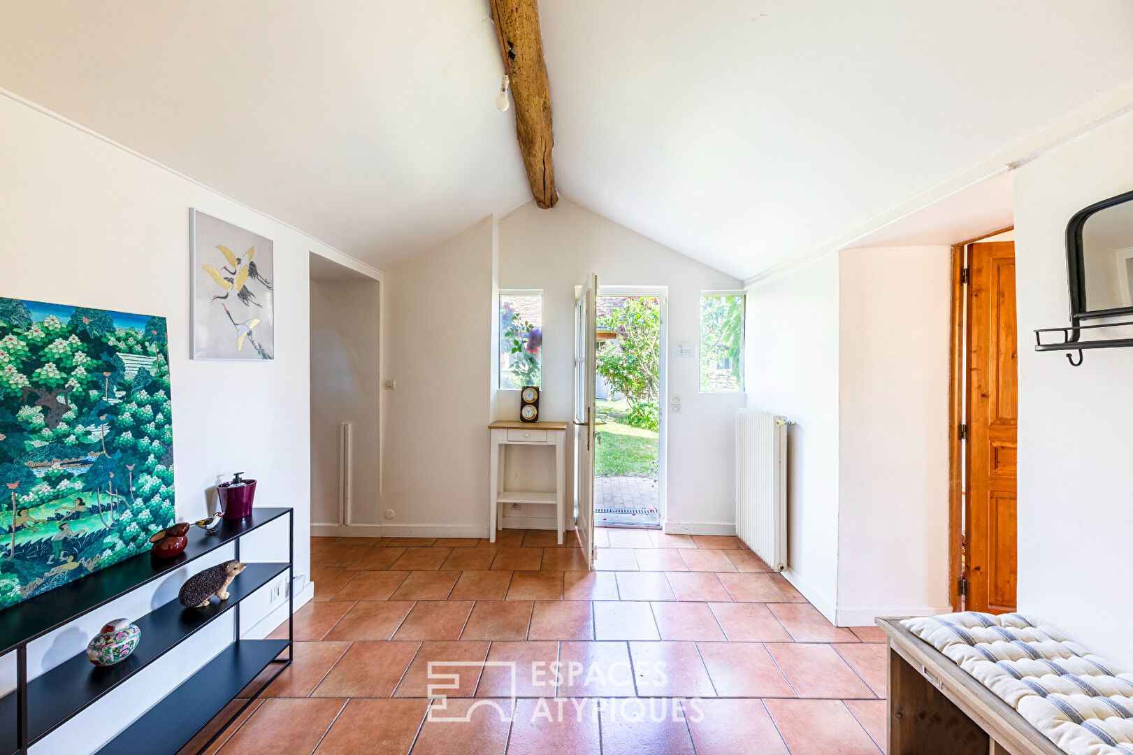 Maison en pierres avec studio indépendant et piscine chauffée