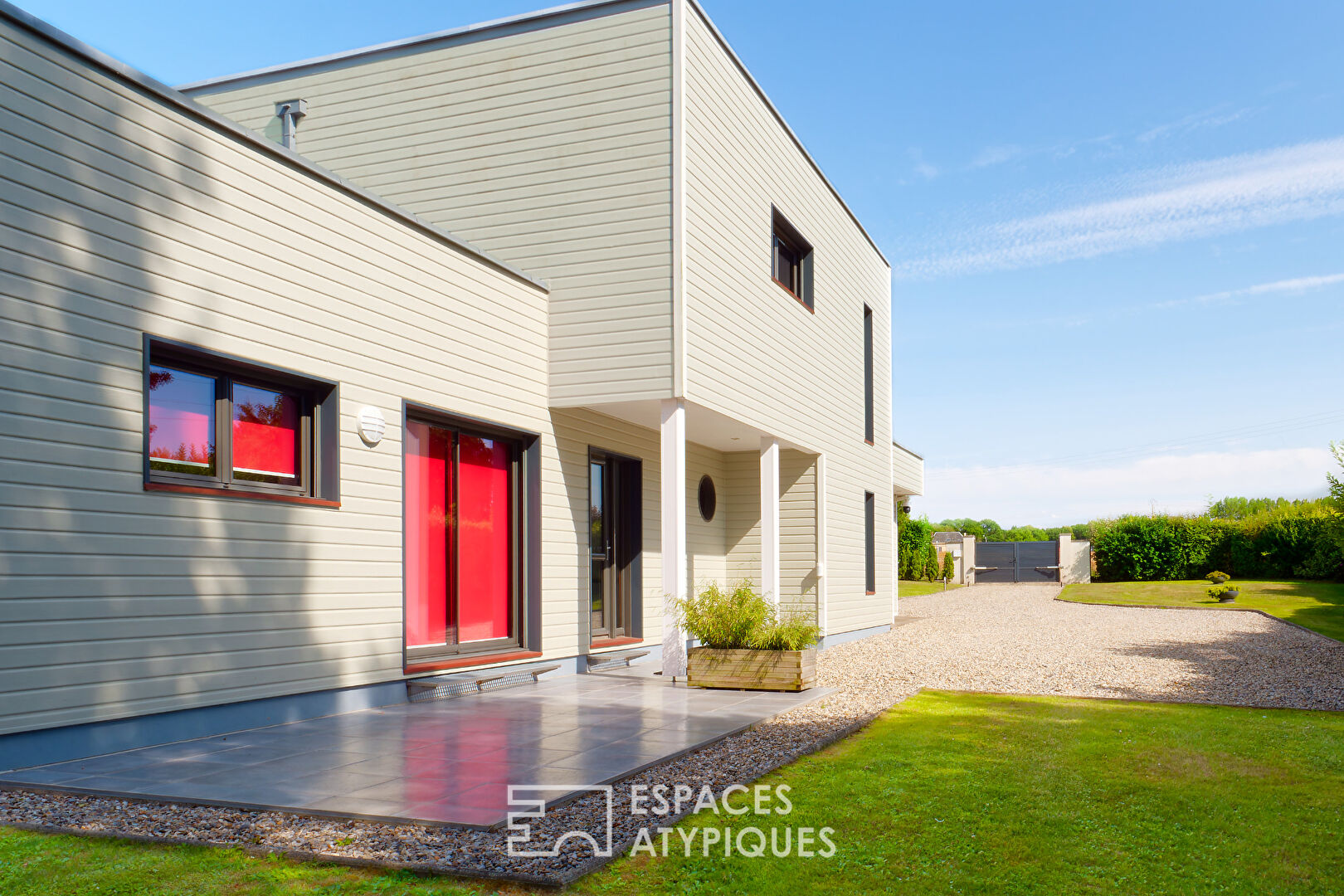 Entre terre et mer – Maison contemporaine au bois de Cise