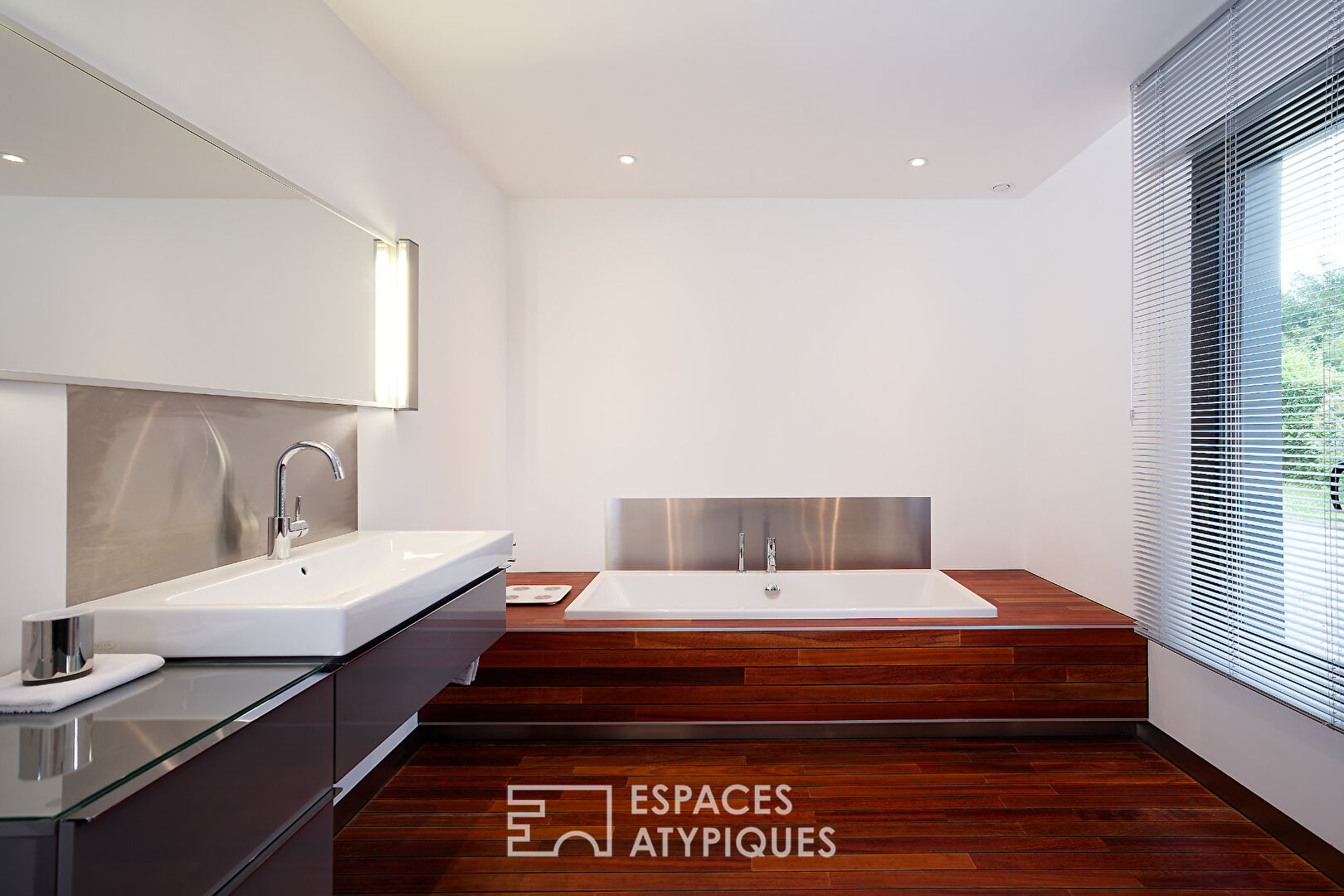 Entre terre et mer – Maison contemporaine au bois de Cise