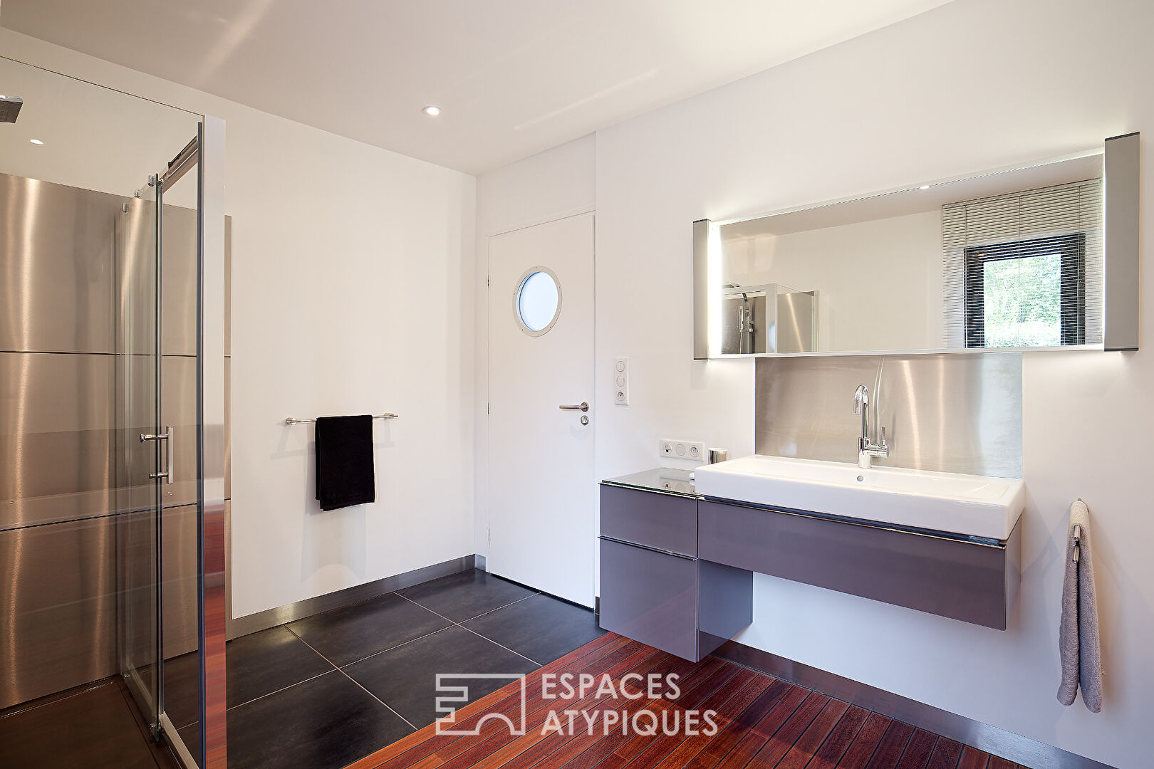 Entre terre et mer – Maison contemporaine au bois de Cise