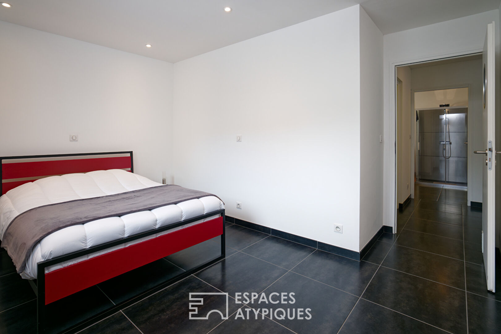Entre terre et mer – Maison contemporaine au bois de Cise