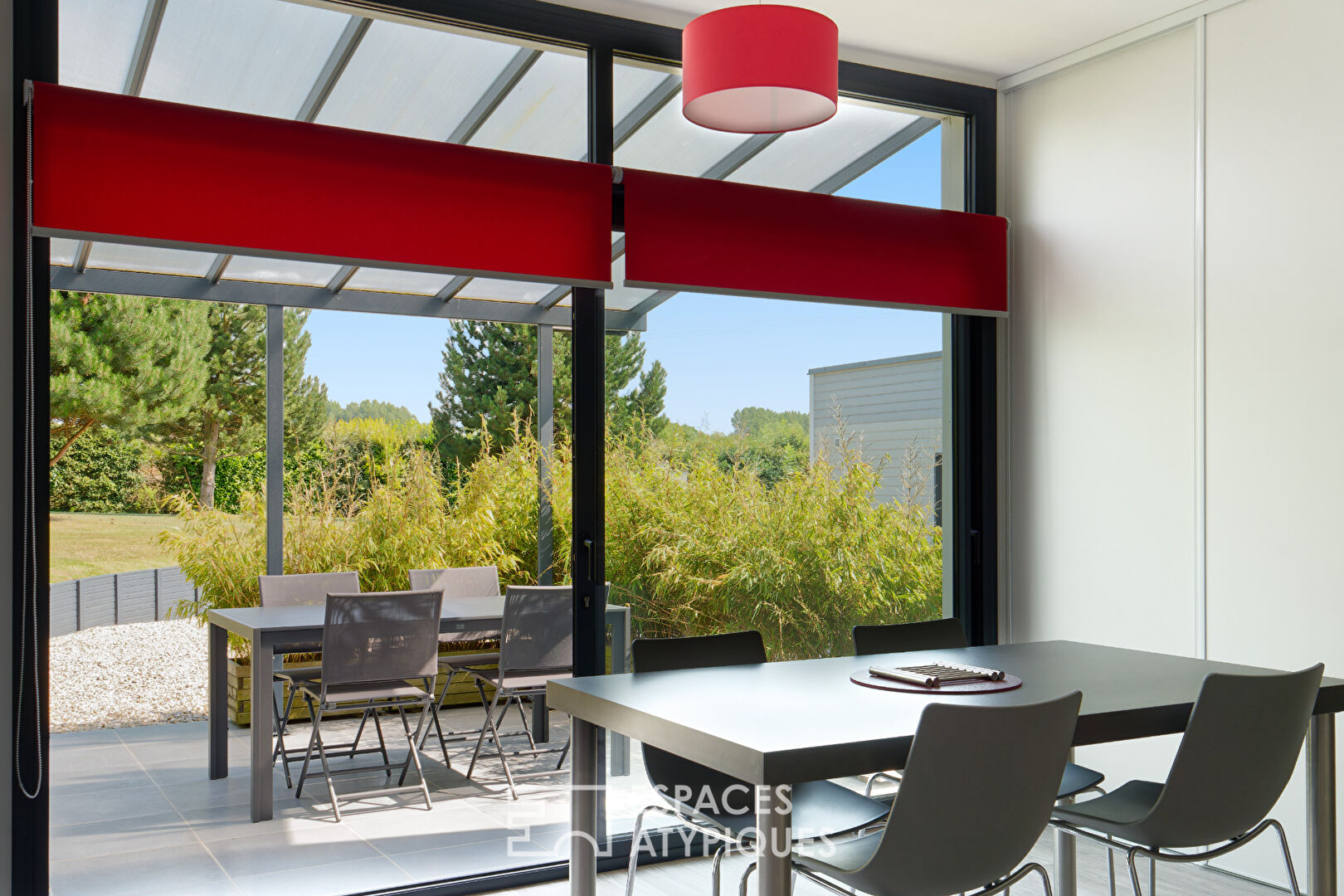Entre terre et mer – Maison contemporaine au bois de Cise