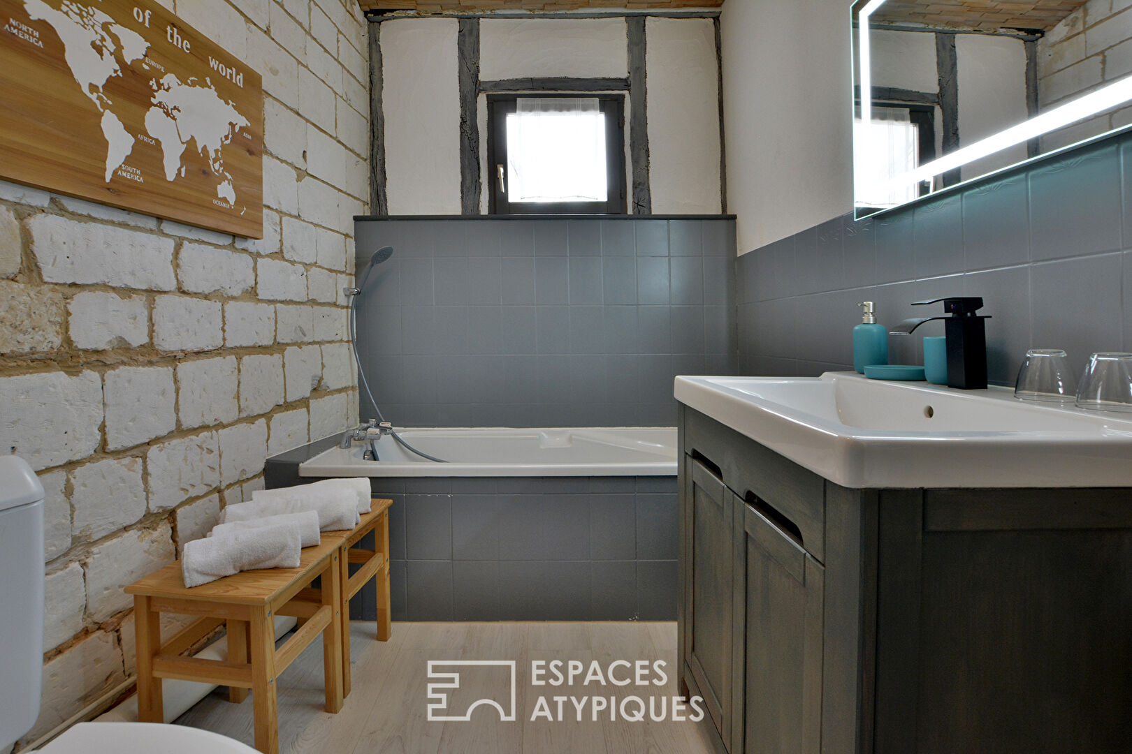 Reception property and its gîtes near Montreuil