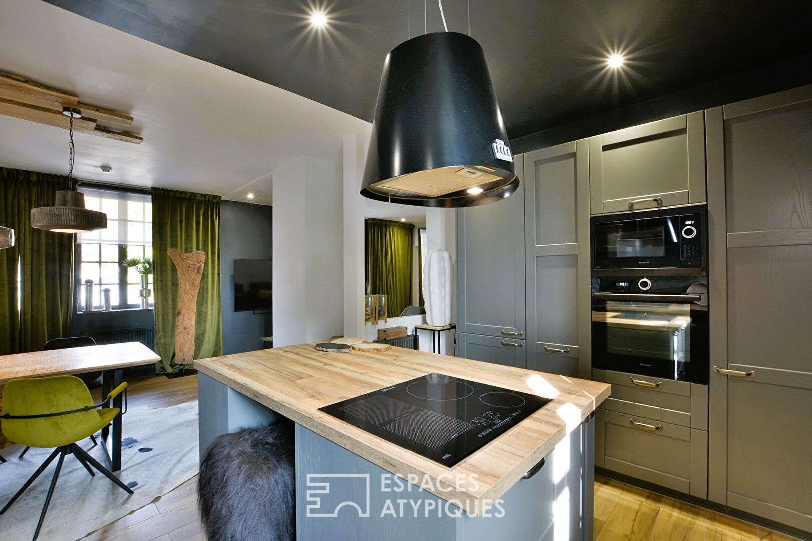 Reception property and its gîtes near Montreuil