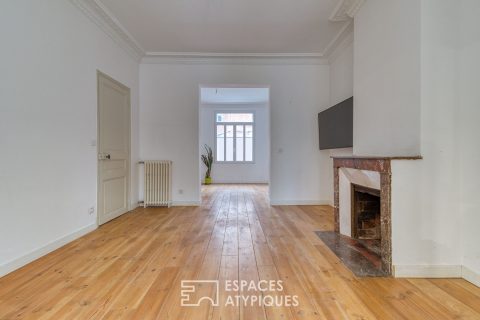Beautiful renovated bourgeois house in Henriville district