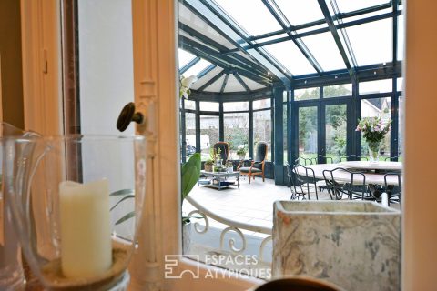 Bourgeois Mansion with swimming pool